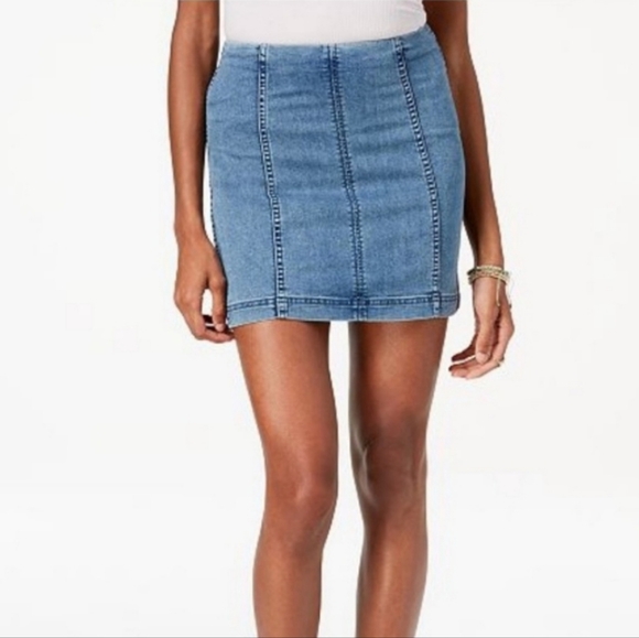 Red Dress Boutique Dresses & Skirts - RED DRESS BOUTIQUE x Wild Honey Denim Mini Skirt New